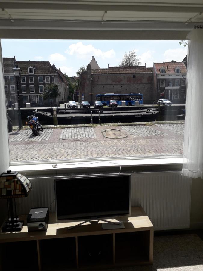 Thorbecke Canal View 42 M2 Loft Bed & Breakfast