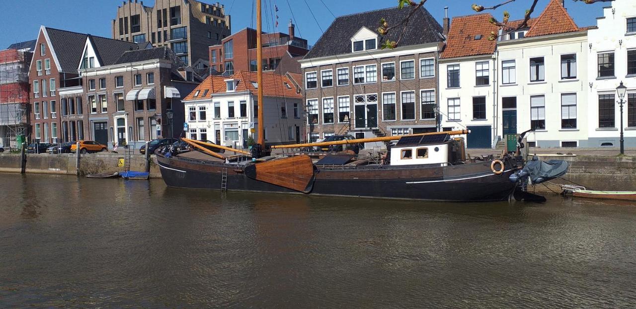 Thorbecke Canal View 42 M2 Loft Bed & Breakfast
